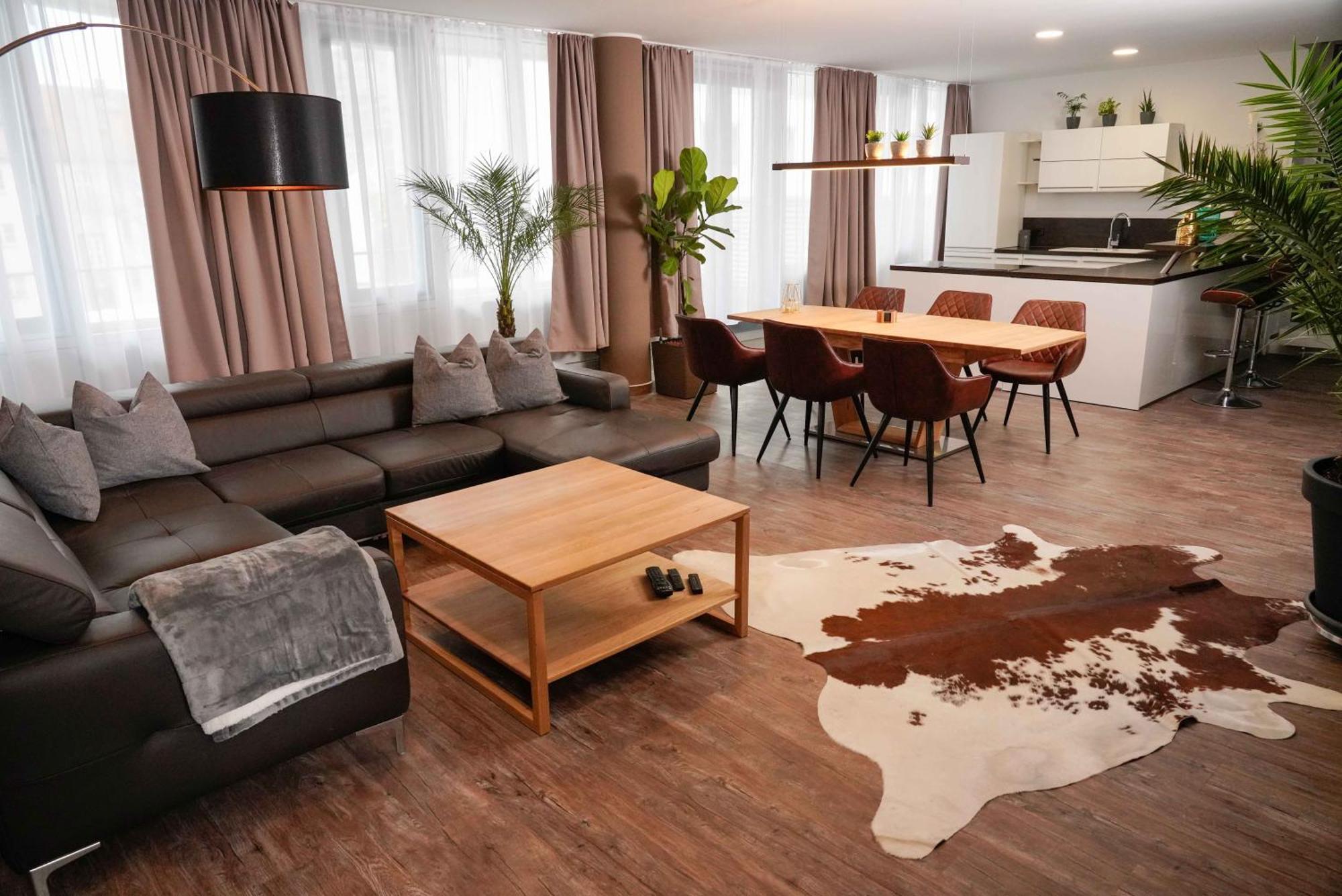 Apartment Leipzig Waldstrassenviertel Loft Terrasse, Redbull Arena ภายนอก รูปภาพ